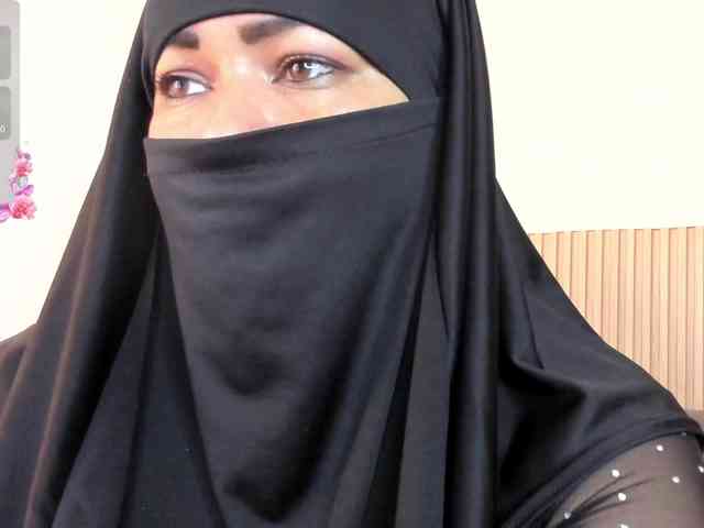 Layla-arabelle webcam
