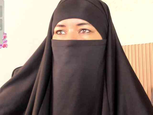 Layla-arabelle webcam