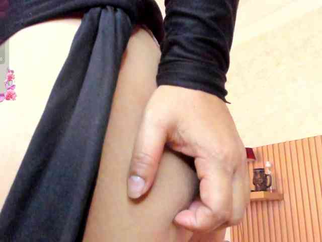 Layla-arabelle Live Webcam on BongaCams