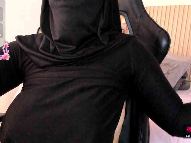 Layla-arabelle Live Webcam on BongaCams