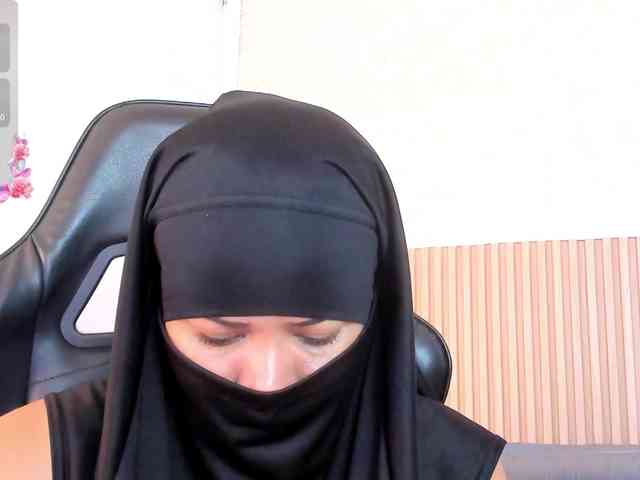 Layla-arabelle webcam