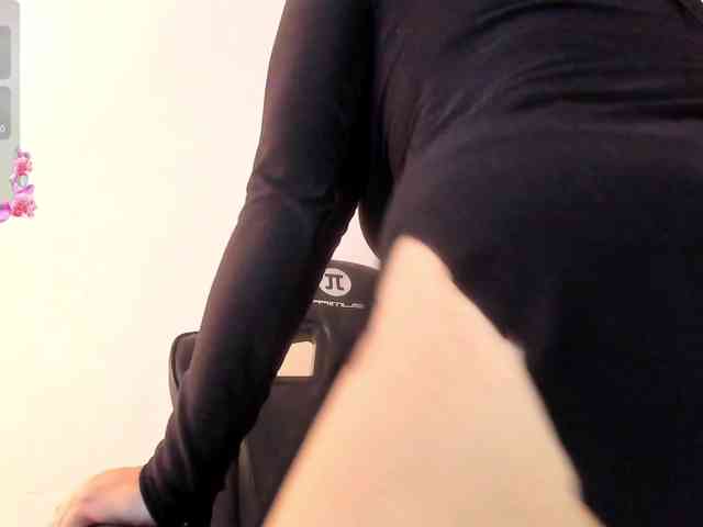 Layla-arabelle webcam