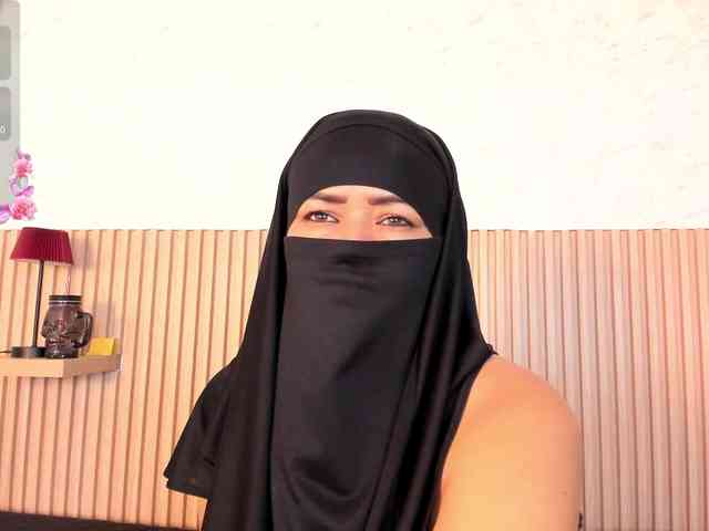 Layla-arabelle webcam