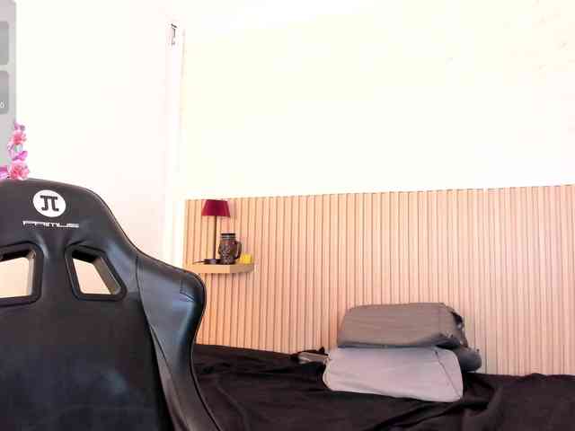 Layla-arabelle webcam