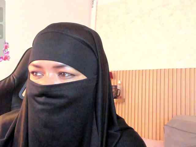 Layla-arabelle webcam