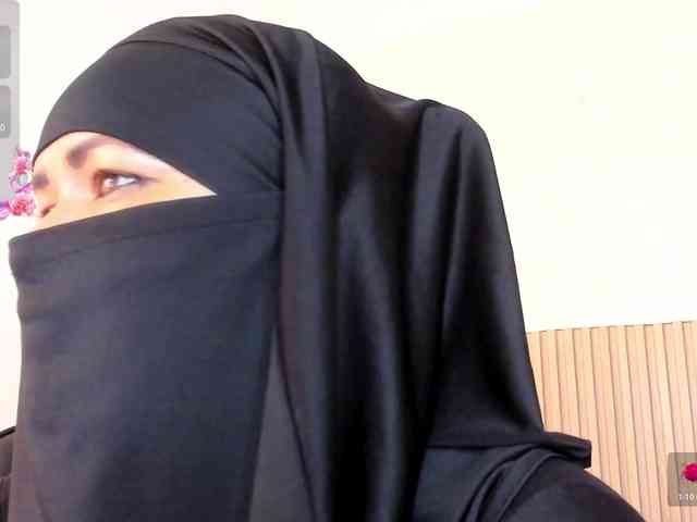 Layla-arabelle webcam