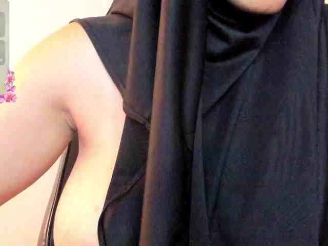 Layla-arabelle webcam