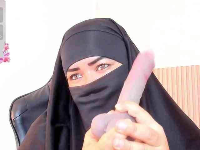 Layla-arabelle webcam