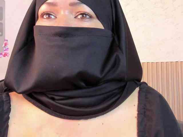 Layla-arabelle webcam