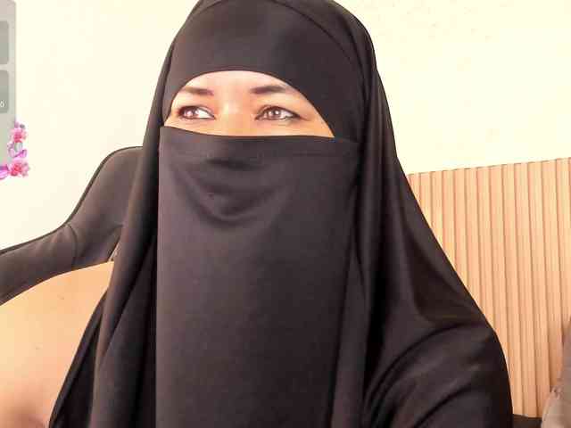 Layla-arabelle webcam