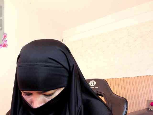 Layla-arabelle webcam