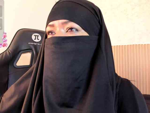 Layla-arabelle webcam