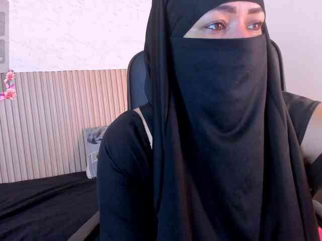 Layla-arabelle webcam