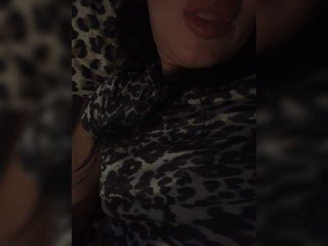 Zlata007, live now on BongaCams