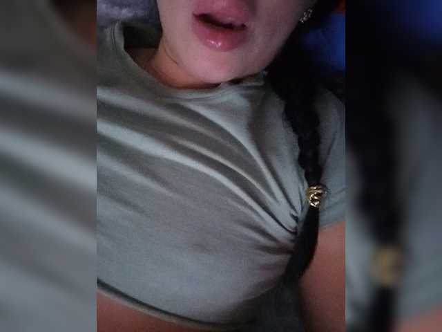 Zlata007 live cam preview