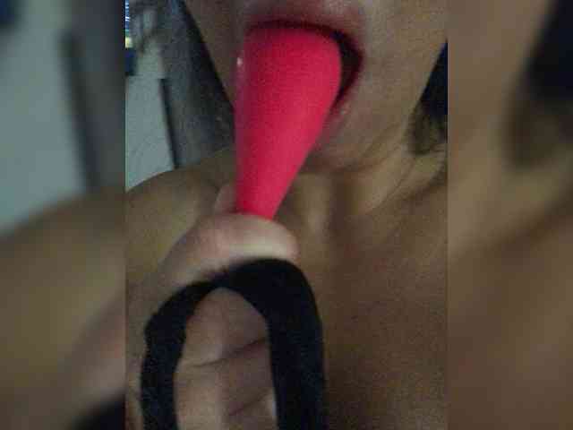 Zlata007 webcam