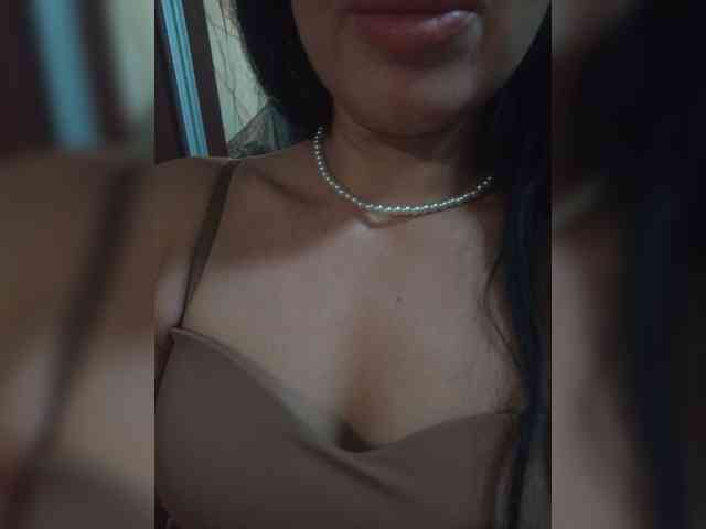 Zlata007 webcam