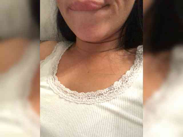 Zlata007 webcam