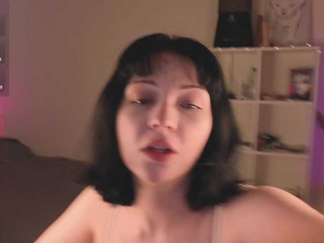 Lirras live cam on BongaCams