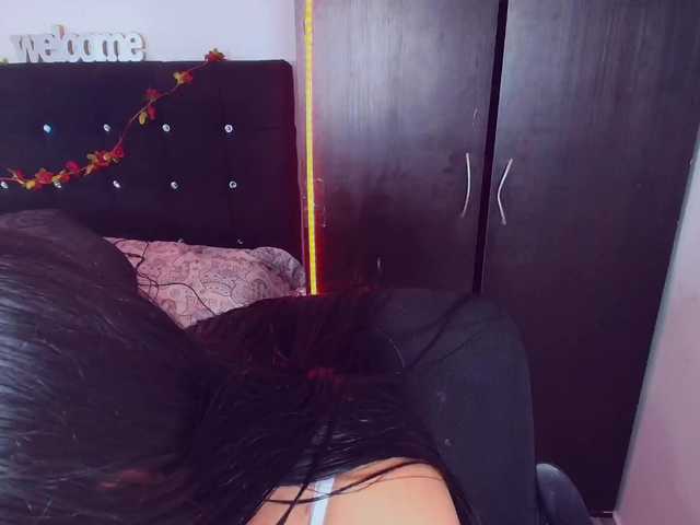 KattyLatina live cam on BongaCams