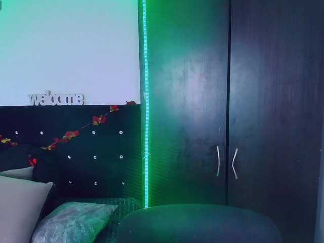 KattyLatina live cam on BongaCams
