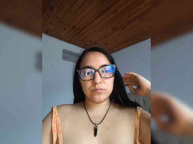 KattyLatina webcam