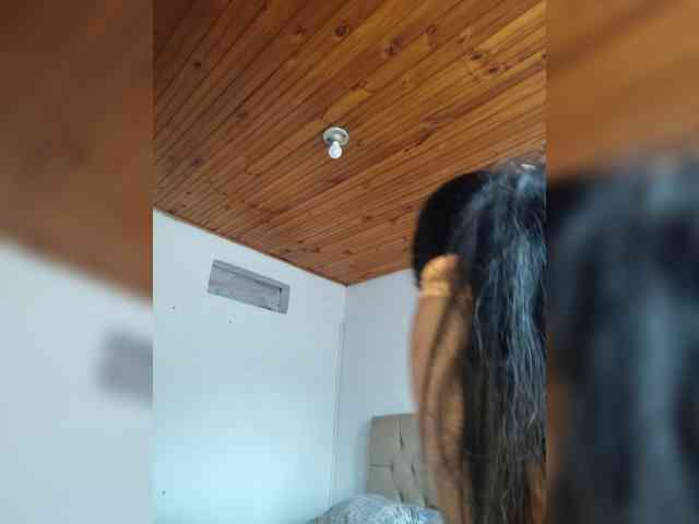 KattyLatina webcam