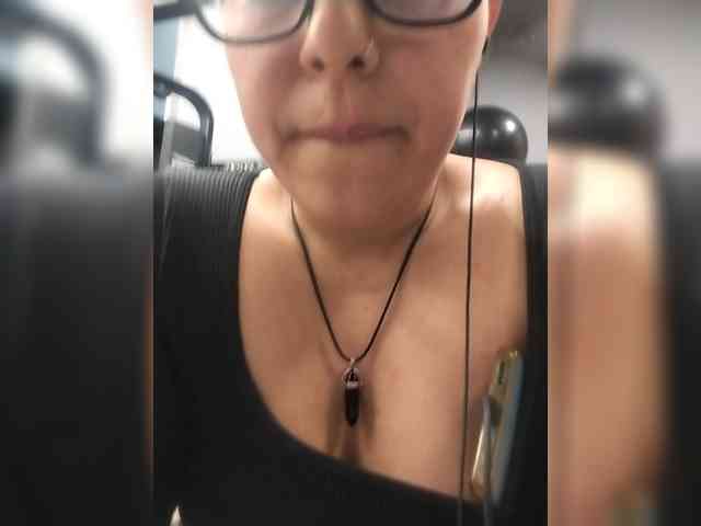 KattyLatina webcam
