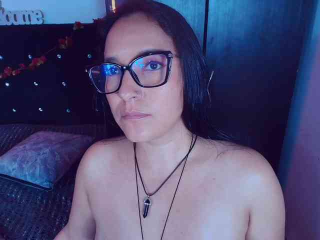 KattyLatina webcam
