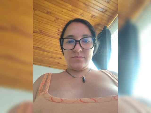 KattyLatina webcam