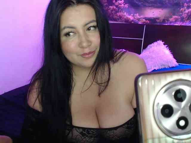 Model: Sexynara