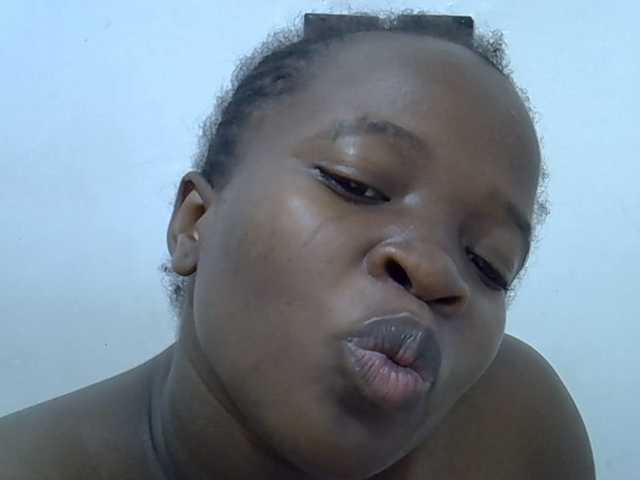 Barbie-Vee live webcam show