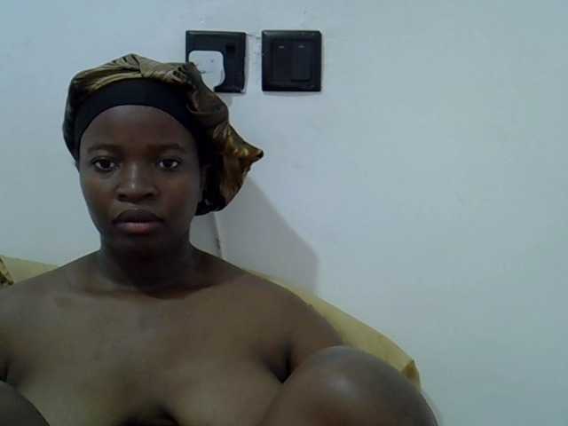 Barbie-Vee live cam on BongaCams