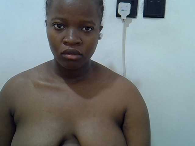 Barbie-Vee live cam on BongaCams