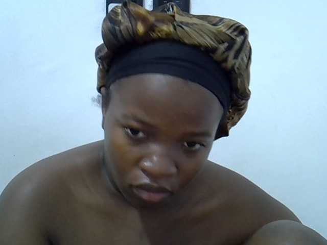 Barbie-Vee live cam on BongaCams