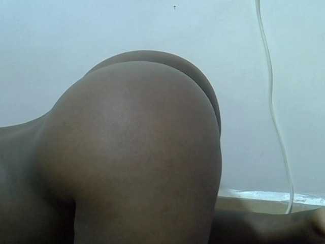 Barbie-Vee's BongaCams show and profile