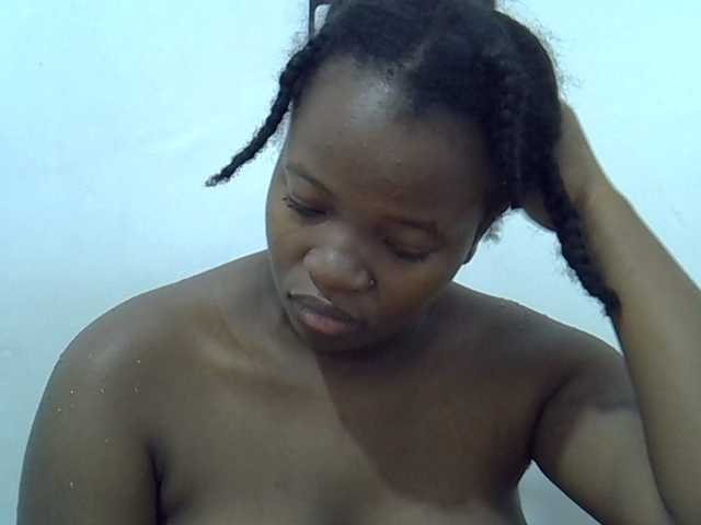 Barbie-Vee live cam on BongaCams