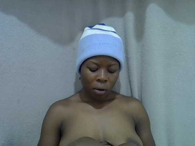 Hot-Jazmin