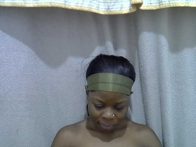 Hot-Jazmin