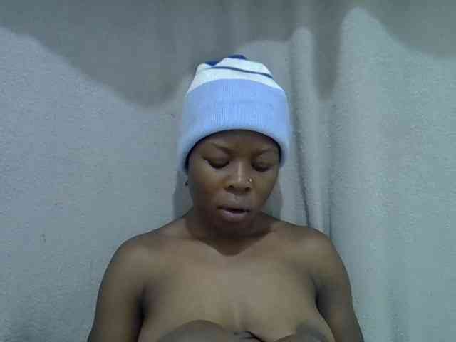 Hot-Jazmin