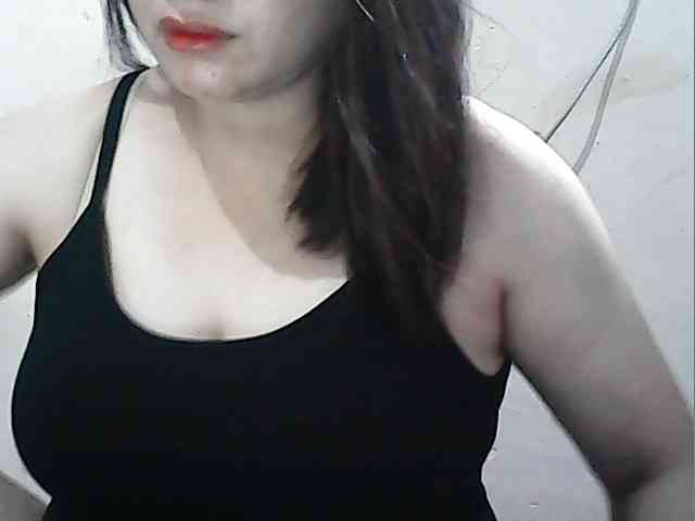 hotbabyasian webcam