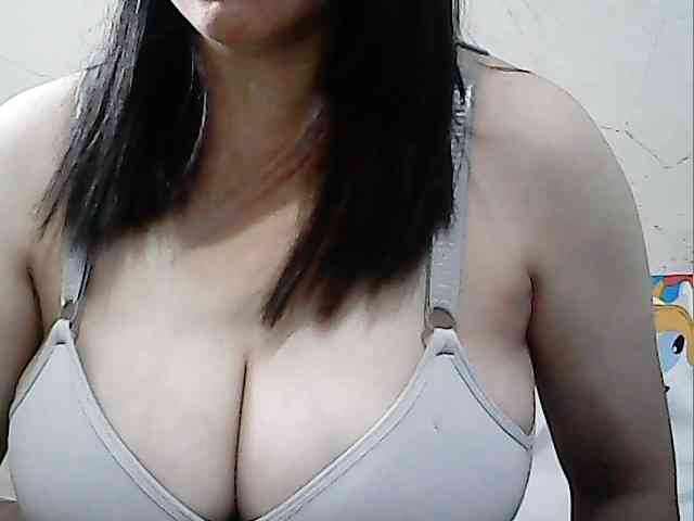 hotbabyasian webcam
