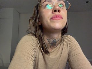 v_-_-_v Porn Show