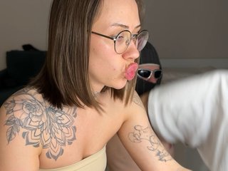 v_-_-_v Porn Show
