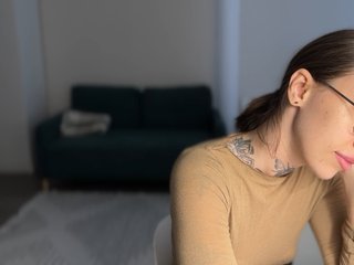 v_-_-_v Porn Show