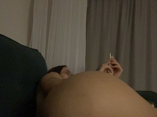 v_-_-_v