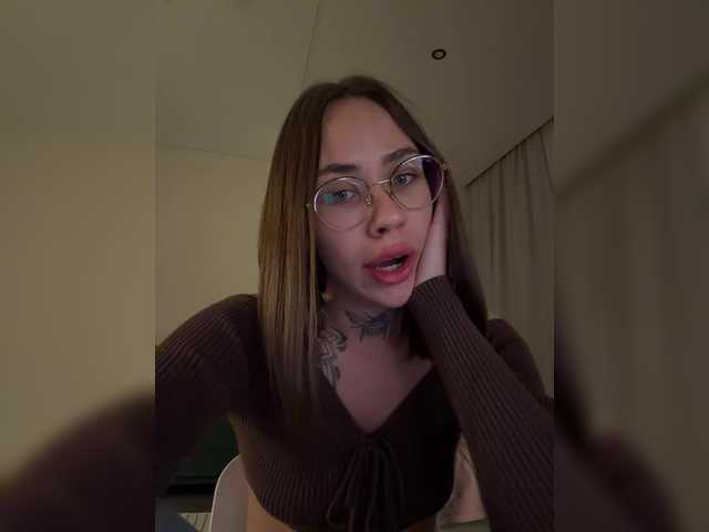 v_-_-_v