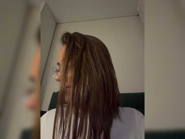 IRAONIC live cam on BongaCams