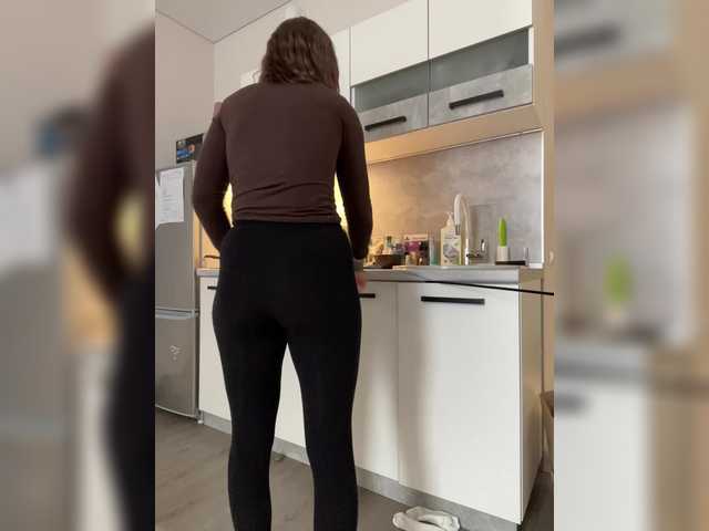 v_-_-_v