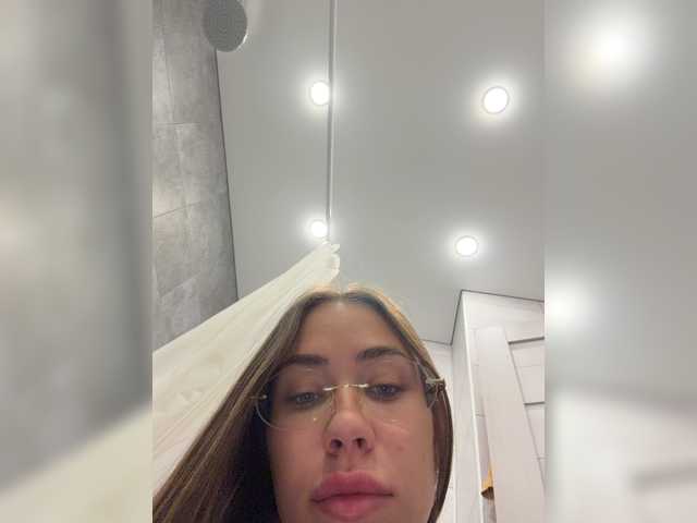 v_-_-_v